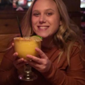 Meet your Posher, Shyra